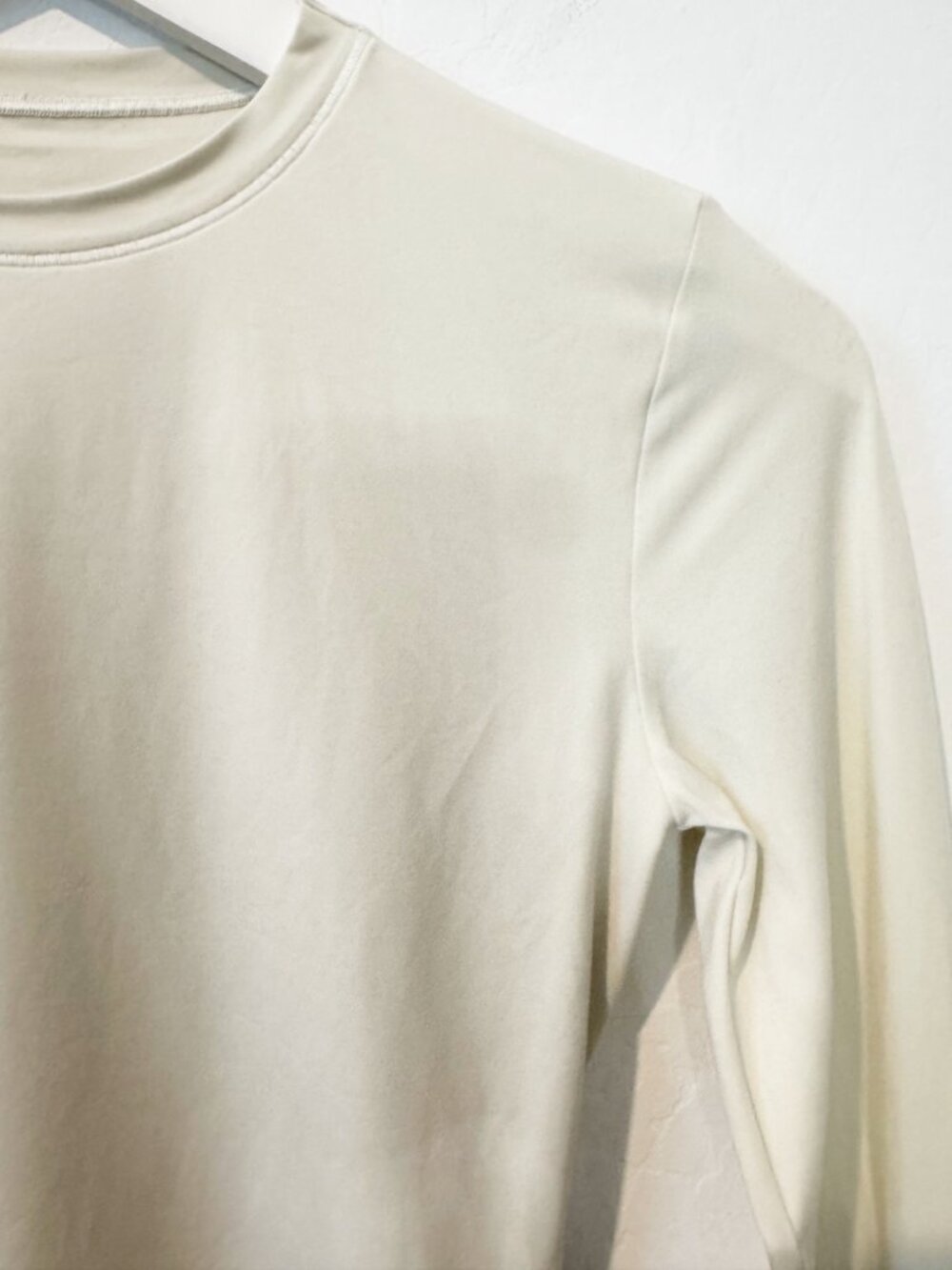 Lululemon Wundermost Crewneck Long Sleeve Bodysuit Small Bone Nulu Clean Girl S - Picture 4 of 9